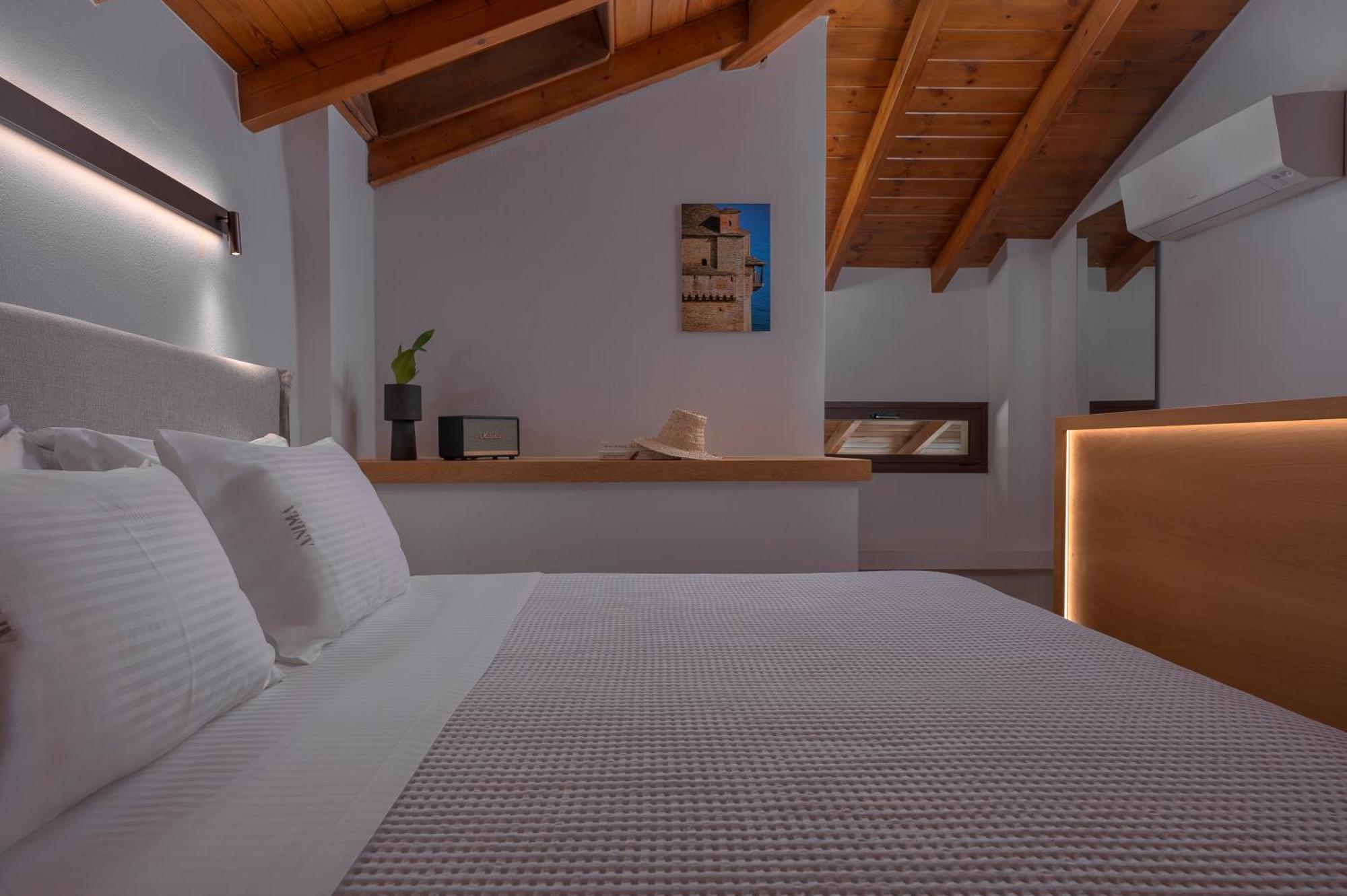 Anima Residence Nea Roda Bagian luar foto