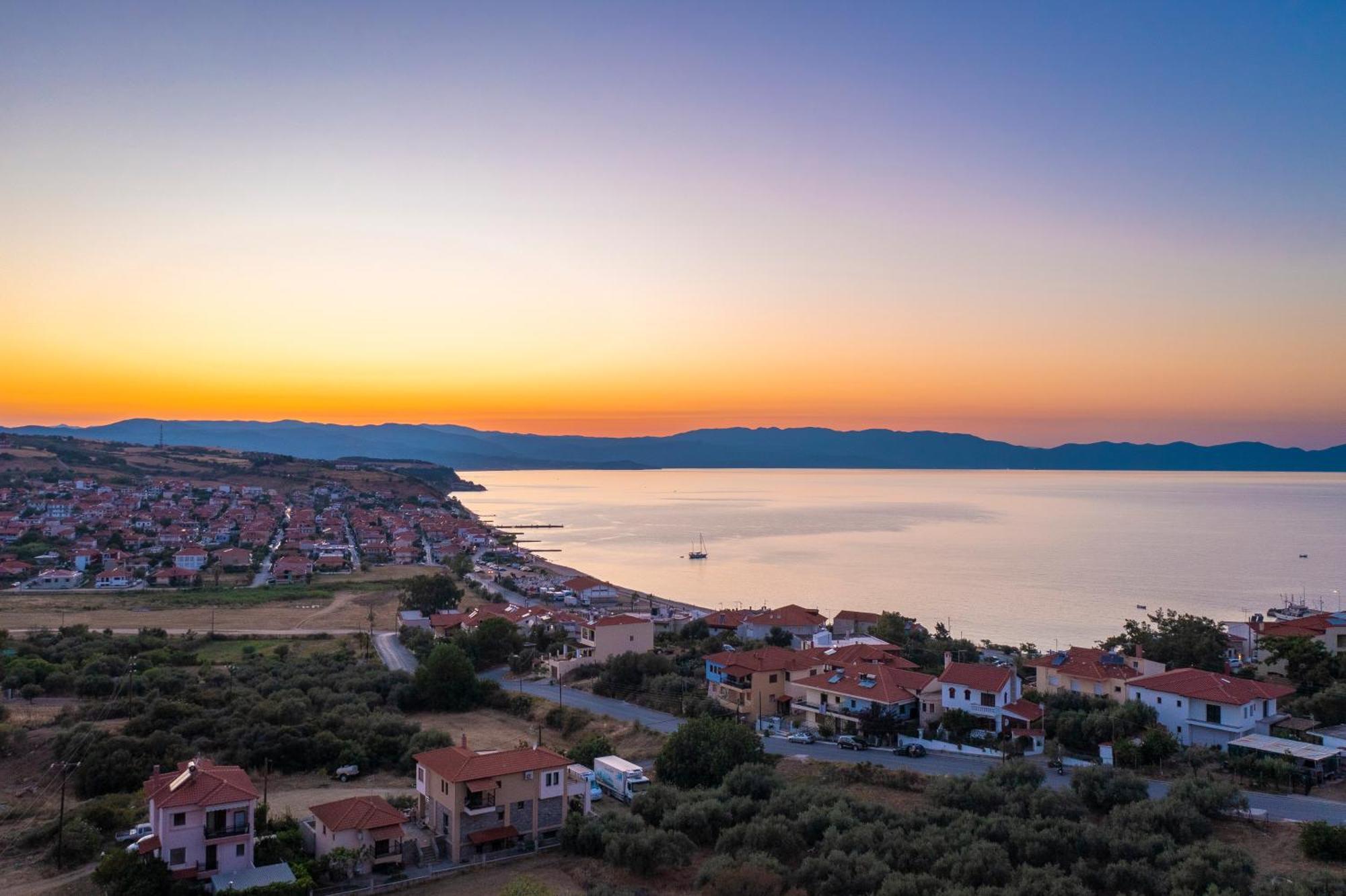 Anima Residence Nea Roda Bagian luar foto